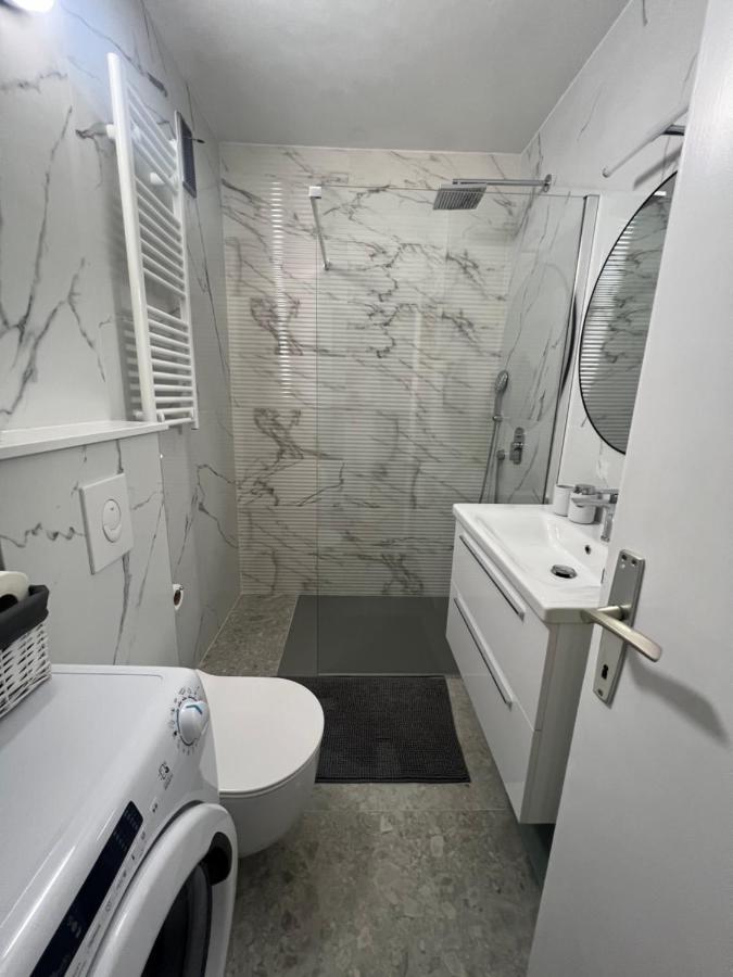 City Center Apartment Twiggy Makarska Extérieur photo