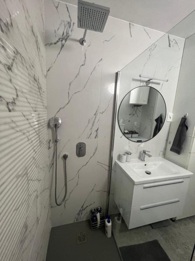City Center Apartment Twiggy Makarska Extérieur photo