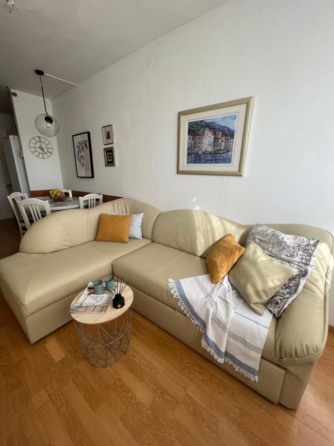 City Center Apartment Twiggy Makarska Extérieur photo